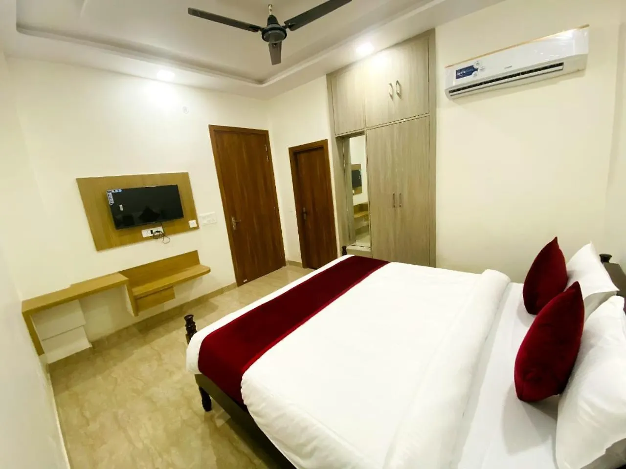 Taj Avenue Agra Hotel Agra
